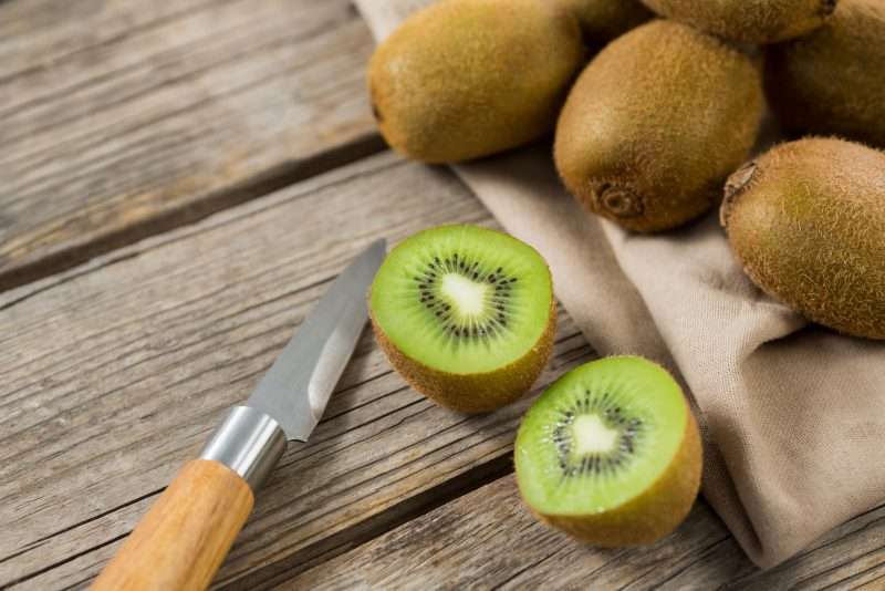 Kiwi A Super Fruit? 14 Health Benefits Of Kiwi Fruit - Natural Home ...